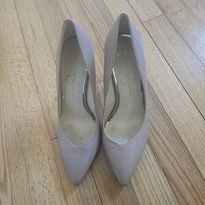 Jessica Simpson Women's Taupe Heels